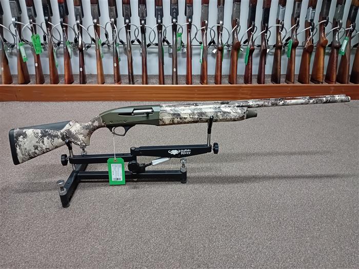 FABARM XLR5 WATERFOWLER WESTERN 12 Gauge Used