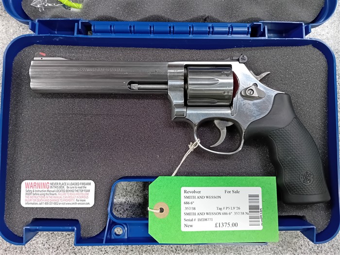 SMITH AND WESSON 686 6 .357/38 New